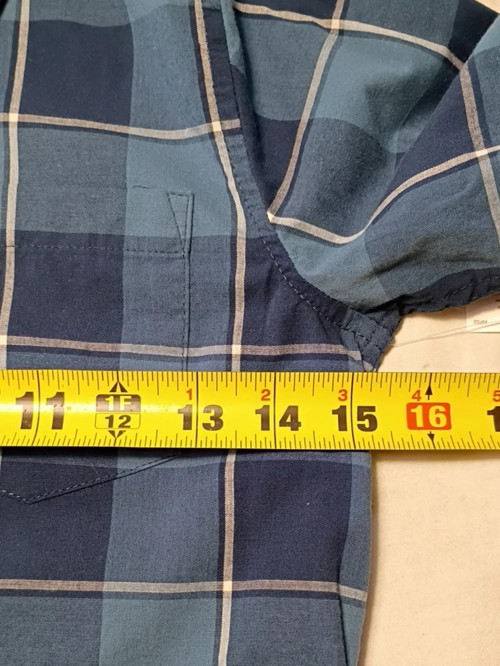 NWT Old Navy Blue Plaid Long Sleeve Button-Down Shirt Boys Size Small 6-7